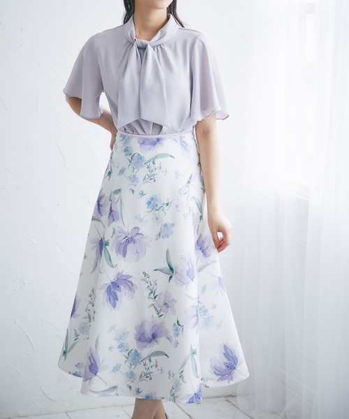 tocco closet(トッコ クローゼット)の「ウエスト配色ライン入りフラワープリントフレアスカート(スカート・レディース・ピンク/ラベンダー・M)」の3枚目の写真