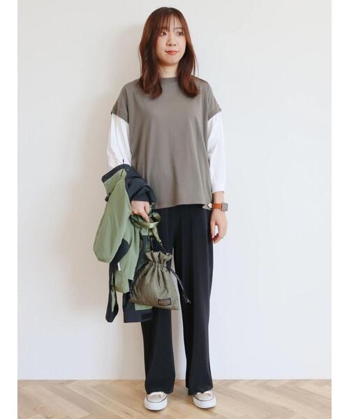CRAFT STANDARD BOUTIQUE(クラフトスタンダードブティック)の「9分袖ショルダータックプルオーバー(Tシャツ/カットソー・レディース・グレイッシュベージュ/カーキ/ブラック・FREE)」の18枚目の写真
