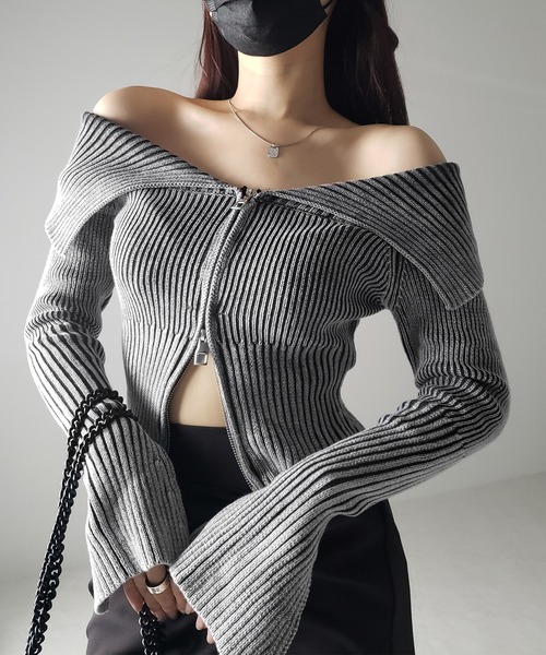 me+em select(ミームセレクト)の「【 3color 】ダブルジップスリットオフショルリブニット(ニット/セーター・レディース・ブラック/ネイビー/グレー・FREE/LARGE)」の6枚目の写真
