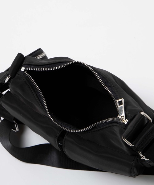 WEGO(ウィゴー)の「WEGO/ポーチ付きポケットデザインショルダー(ショルダーバッグ・レディース・ブラック/ホワイト/ブラック系その他/シルバー/ブラウン/スカイブルー・FREE)」の12枚目の写真