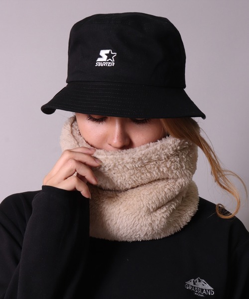 Champion（チャンピオン）の「(LF)【Champion】ブランド マーク ボア フリース ネックウォーマー（ネックウォーマー/スヌード・レディース・ブラック/ネイビー/アイボリー/ベージュ/グレイッシュベージュ/チャコールグレー・ONE SIZE）」の9枚目の写真