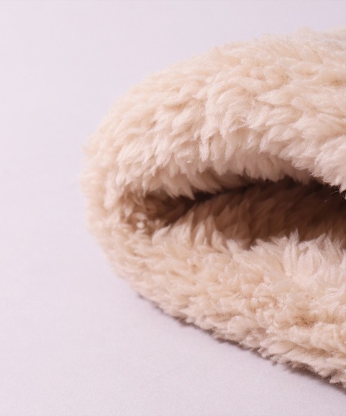 Champion（チャンピオン）の「(LF)【Champion】ブランド マーク ボア フリース ネックウォーマー（ネックウォーマー/スヌード・レディース・ブラック/ネイビー/アイボリー/ベージュ/グレイッシュベージュ/チャコールグレー・ONE SIZE）」の18枚目の写真