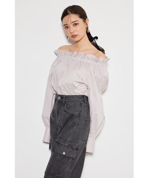 rienda（リエンダ）の「オフショルダーフリルブラウス（シャツ