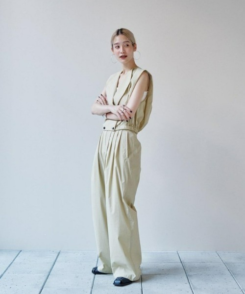 TODAYFUL（トゥデイフル）の「タックスリーブギャザーシャツ