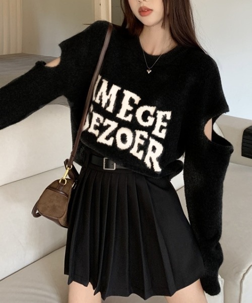 Achic(アシック)の「デザイン ロゴ ニットトップス(Tシャツ/カットソー・レディース・ブラウン系その他/アイボリー/グレー/ブラック・M)」の1枚目の写真