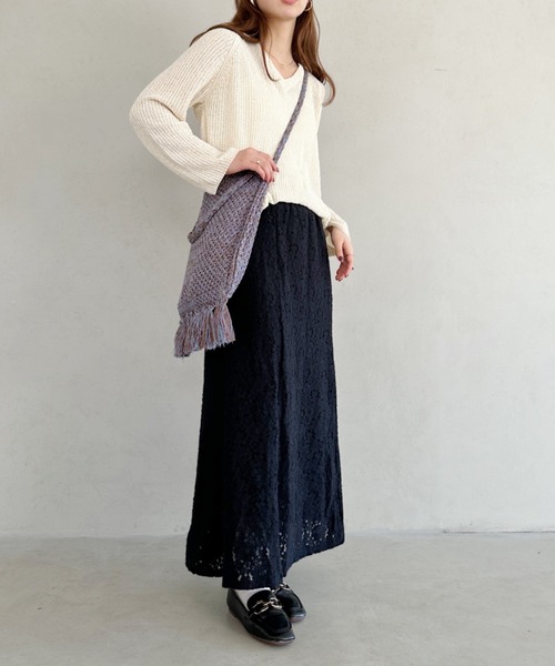 un+frame（アンフレーム）の「lace narrow long skiit／レースナローロングスカート（スカート・レディース・ブラック/ベージュ・FREE）」の9枚目の写真