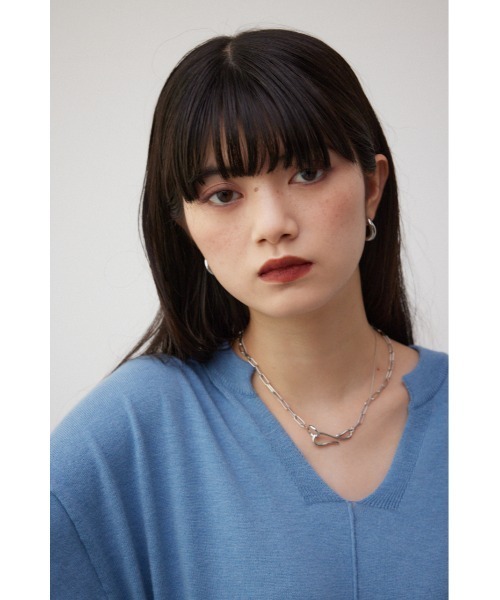 AZUL by moussy（アズールバイマウジー）の「インフィニティモチーフ2連ネックレス（ネックレス・レディース・ゴールド系その他/シルバー・FREE）」の4枚目の写真