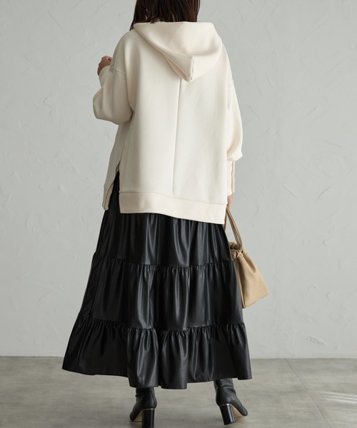 each（イーチ）の「エコレザーメタリックティアードロングスカート（スカート・レディース・ブラック/シルバー・FREE）」の15枚目の写真