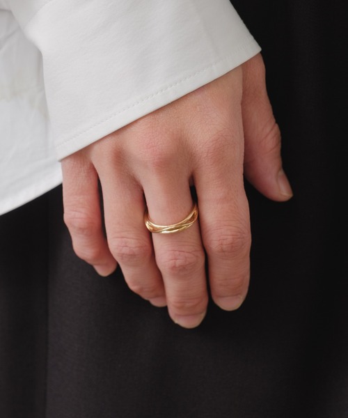 BIRTHDAY BAR（バースデイバー）の「Line Design Ring（リング・レディース・ゴールド・フリー）」の5枚目の写真