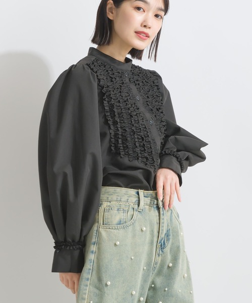 PICCIN（ピッチン）の「タック袖フリルブラウス（シャツ/ブラウス・レディース・オフホワイト/ブラック・M）」の13枚目の写真