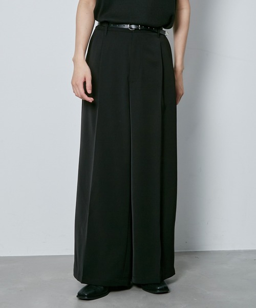 JUNRED（ジュンレッド）の「セットアップ対応 / ドレープダブルクロスマキシフレアパンツ（スラックス・メンズ・ブラック/ミント/グリーン系その他2・L/M/S）」の2枚目の写真