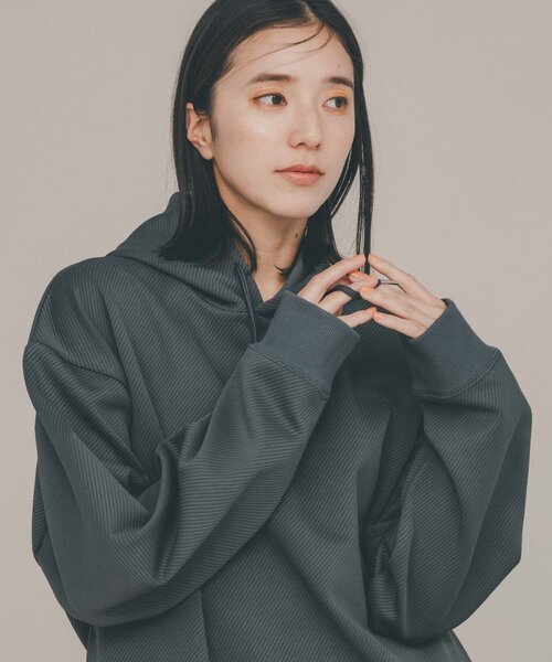 THE SHOP TK （ザ ショップ ティーケー ）の「◆カルゼダンボールプルパーカ（パーカー・メンズ・ライトグレー/ダークグレー/ベビーピンク/グリーン系/ブルー・02/04/03）」の10枚目の写真