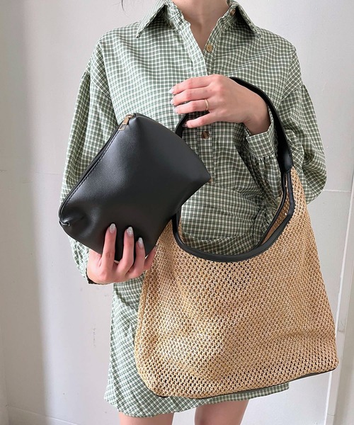 Jewelobe(ジュエローブ)の「ポーチセットシンセティックレザー×ストローメッシュショルダーバック(ショルダーバッグ・レディース・オフホワイト/ブラック/ブラウン・FREE)」の16枚目の写真