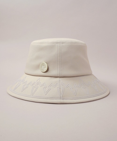 CA4LA（カシラ）の「NieR:Automata Ver1.1a x CA4LA HAT（ハット