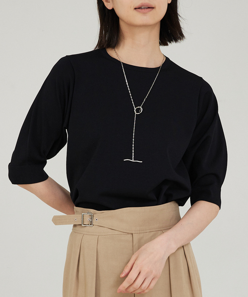 qualite(カリテ)の「【セットアップ対応】レーヨンストレッチクルーネックニット(ニット/セーター・レディース・グリーン/ホワイト/ブラック・フリー)」の2枚目の写真