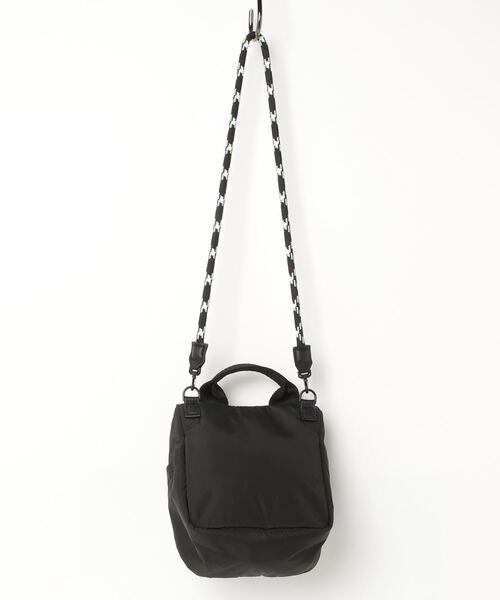 adidas（アディダス）の「軽量 ショルダーストラップ付き ポーチ【adidas Golf/アディダスゴルフ】（ポーチ・レディース・ブラック/ピンク系その他・FREE）」の14枚目の写真