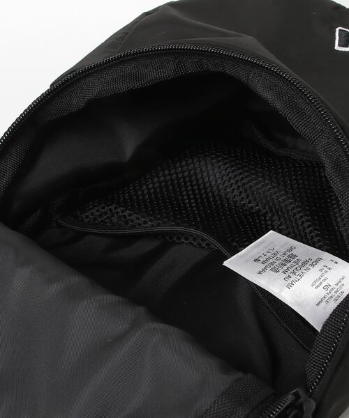 adidas（アディダス）の「軽量 ショルダーストラップ付き ポーチ【adidas Golf/アディダスゴルフ】（ポーチ・レディース・ブラック/ピンク系その他・FREE）」の16枚目の写真