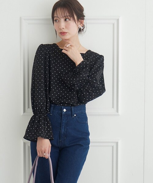 couture brooch（クチュールブローチ）の「◆ハートネックドットブラウス（シャツ/ブラウス・レディース・ブラック系/ブルー系5/ホワイト系3・40/38）」の8枚目の写真