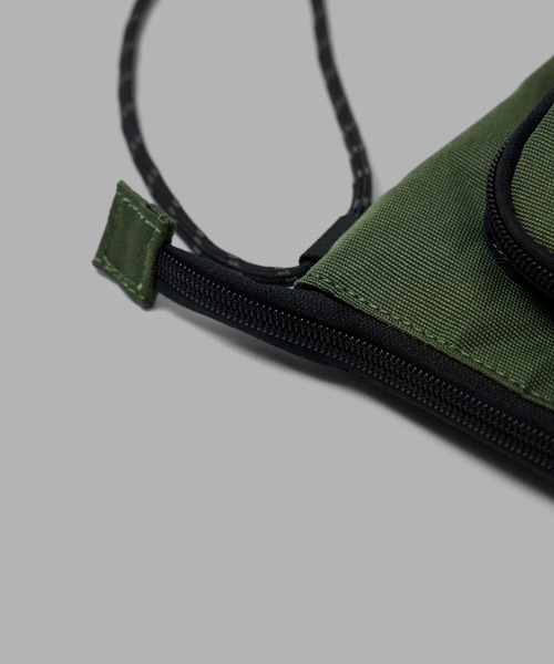 MEI（メイ）の「【 MEI / メイ 】 パラコード ミニ ショルダー バッグ（ショルダーバッグ・メンズ・オリーブドラブ/ベージュ/ブラック/グレー・FREE）」の11枚目の写真