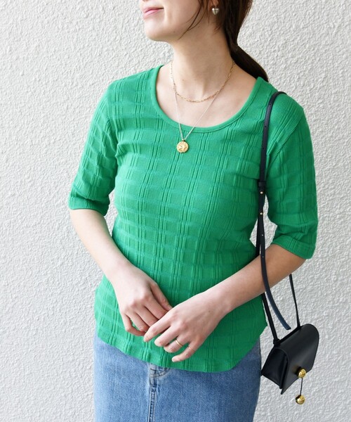 SHIPS(シップス)の「【WEB限定】〈洗濯機可能〉ランダム テレコ 5分袖 プルオーバー(Tシャツ/カットソー・レディース・グリーン/オフホワイト/ブラック・ONE SIZE)」の1枚目の写真