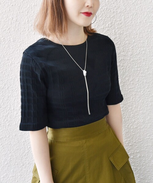 SHIPS(シップス)の「【WEB限定】〈洗濯機可能〉ランダム テレコ 5分袖 プルオーバー(Tシャツ/カットソー・レディース・グリーン/オフホワイト/ブラック・ONE SIZE)」の3枚目の写真