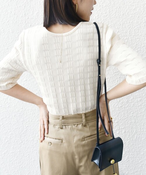 SHIPS(シップス)の「【WEB限定】〈洗濯機可能〉ランダム テレコ 5分袖 プルオーバー(Tシャツ/カットソー・レディース・グリーン/オフホワイト/ブラック・ONE SIZE)」の16枚目の写真