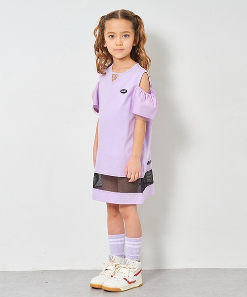 X-girl Stages（エックスガールステージス）の「衿チャームつき肩開きメッシュ切替ワンピース（ワンピース・キッズ・ブラック/ラベンダー/ミント・100cm/130cm/140cm/120cm/90cm/110cm）」の3枚目の写真