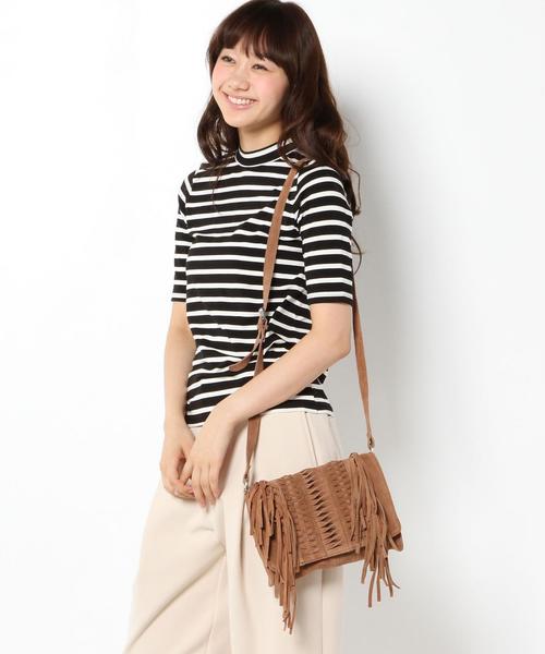 Another Edition(アナザーエディション)の「 フリンジ スクエアショルダー/AEBC FRNG SQSHLD(ショルダーバッグ・レディース・ライトグレー/ベージュ・フリー)」の9枚目の写真