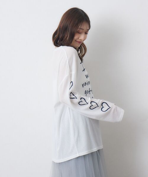 RETRO GIRL(レトロガール)の「メッセージロンTEE(Tシャツ/カットソー・レディース・ナチュラル/ライトグレー/オフホワイト・FREE)」の9枚目の写真