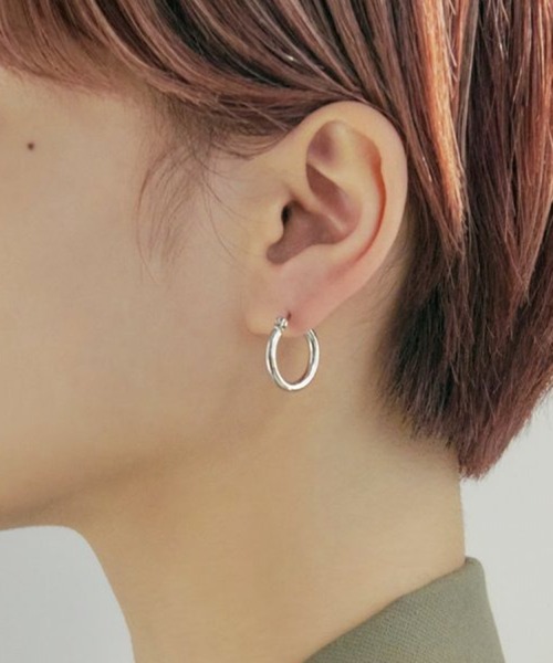 GOLDY(ゴールディ)の「【GOLDY】スター×パールモチーフピアス 1240301(ピアス(両耳用)・レディース・シルバー/ゴールド・FREE)」の8枚目の写真