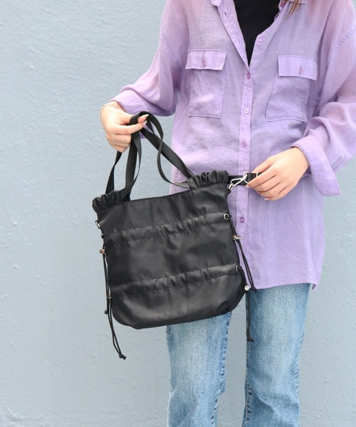 AT CREATION(アットクリエイション)の「〈AT CREATION/アットクリエイション〉クラドロー 2WAY トート(トートバッグ・レディース・カーキ/ブラック/ホワイト/ライトグレー・ONE SIZE)」の6枚目の写真