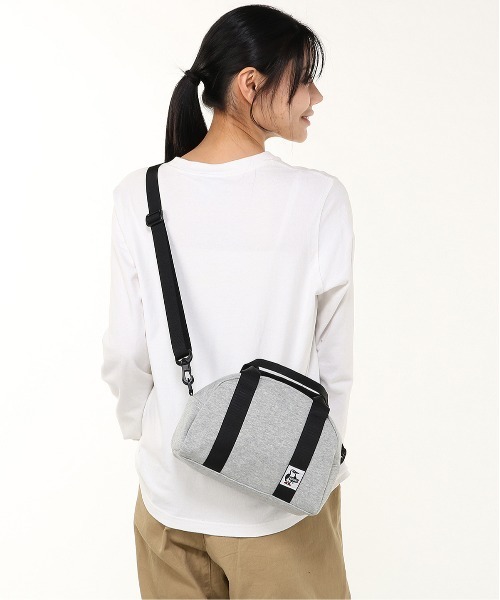 CHUMS(チャムス)の「【CHUMS/チャムス】 Mini Bowling Bag Sweat(ボストンバッグ・メンズ・ブラック/イエロー/ヘザーグレー/ネイビー/その他1/その他2/その他3/その他4/その他5/その他7/その他6・FREE)」の17枚目の写真