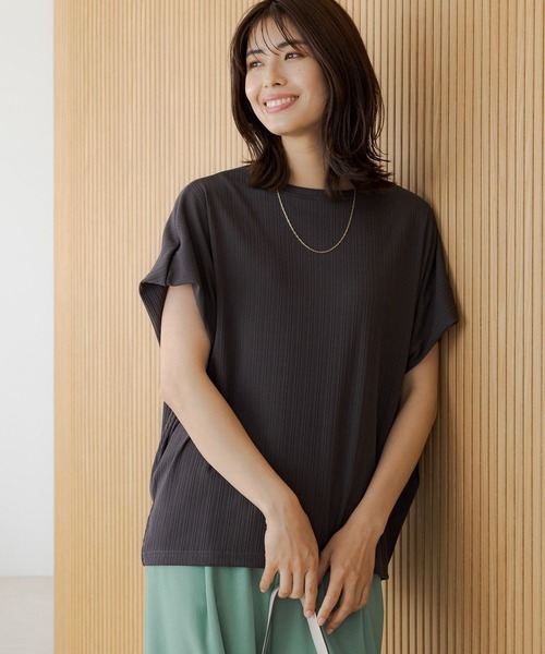 Elura（エルーラ）の「ドレスアップリブドルマンプルオーバー（Tシャツ/カットソー・レディース・ブラウン系その他/ライトブルー/チャコールグレー/ホワイト/ブルー系その他5/カーキ/ブラック/グリーン系その他4/グリーン系その他2・MEDIUM/LARGE）」の3枚目の写真