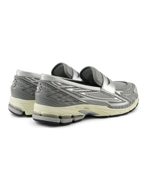 NEW BALANCE(ニューバランス)の「1906L(スニーカー・レディース・シルバー・22.5cm/23.0cm/23.5cm/24.0cm/24.5cm/25.0cm/25.5cm/26.0cm/26.5cm/27.0cm/27.5cm/28.0cm/28.5cm/29.0cm/30.0cm/22.0cm)」の3枚目の写真