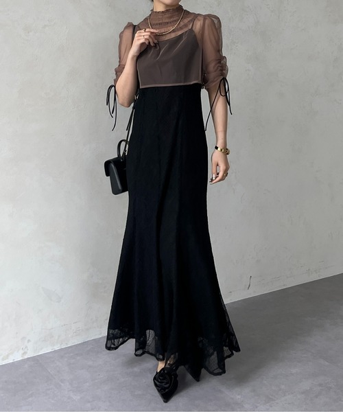 Thevon（ゼボン）の「【オケージョン】シアーブラウス×フラワーレースキャミワンピース（ドレス・レディース・ブラウン/ブラック/ブルー・FREE）」の5枚目の写真