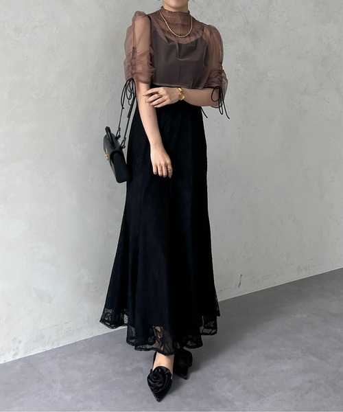 Thevon（ゼボン）の「【オケージョン】シアーブラウス×フラワーレースキャミワンピース（ドレス・レディース・ブラウン/ブラック/ブルー・FREE）」の8枚目の写真