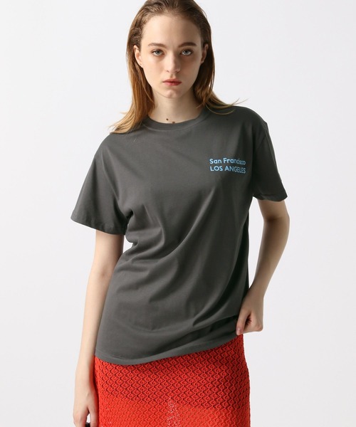 FOREVER 21（フォーエバー トゥエンティーワン）の「【2024SS】アソートビックグラフィックTシャツ（Tシャツ/カットソー・レディース・グレー/オフホワイト/ピンク/グレー系その他7・FREE）」の4枚目の写真