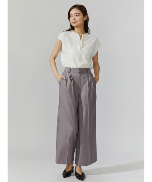 TONAL（トーナル）の「パールキーネックノースリブラウス（シャツ 