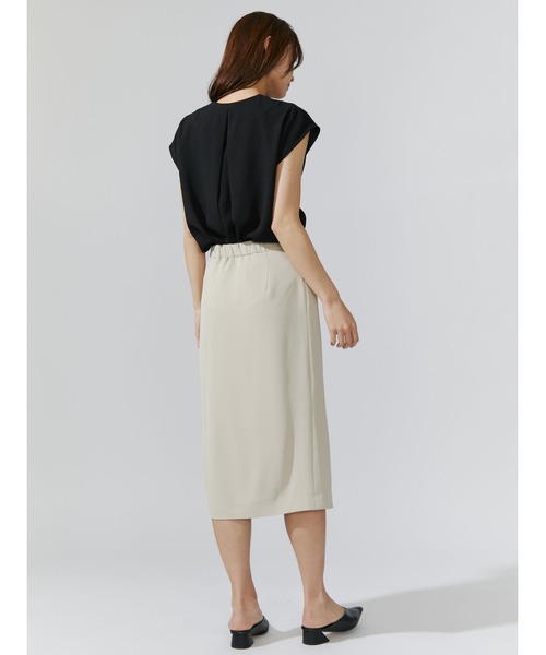 TONAL（トーナル）の「パールキーネックノースリブラウス（シャツ