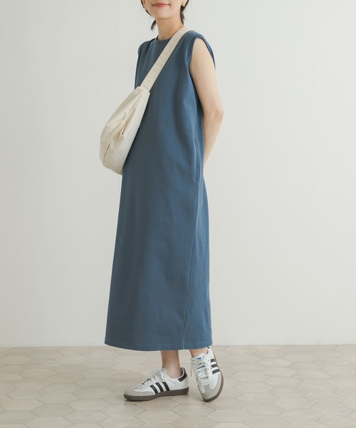 URBAN RESEARCH DOORS(アーバンリサーチドアーズ)の「USAコットンノースリーブカットワンピース(ワンピース・レディース・ブラック/ブルー/グレー・MEDIUM)」の11枚目の写真