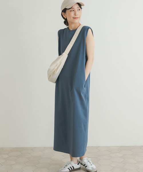 URBAN RESEARCH DOORS(アーバンリサーチドアーズ)の「USAコットンノースリーブカットワンピース(ワンピース・レディース・ブラック/ブルー/グレー・MEDIUM)」の15枚目の写真