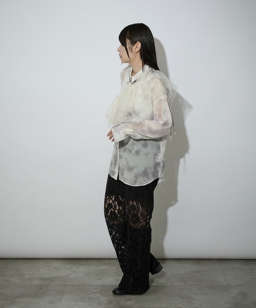 Ellno de Mavie(エルノデメヴィ)の「マルチウェイチュールツキシアーシャツ(シャツ/ブラウス・レディース・ブルー系その他/ブラック/アイボリー・FREE)」の14枚目の写真