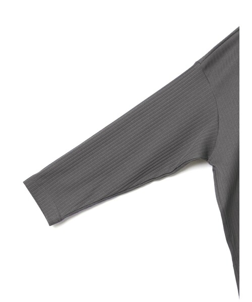 mizuiroind（ミズイロインド）の「mizuiro ind クルーネックワイドT（Tシャツ/カットソー・レディース・ブラック/グレー/オフホワイト/ブラウン/ネイビー・FREE）」の18枚目の写真