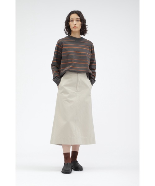 MHL.（エムエイチエル）の「SHADOW STRIPE JERSEY（Tシャツ/カットソー・レディース・オフホワイト/チャコール・2）」の10枚目の写真