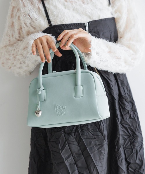 LOWRYS FARM（ローリーズファーム）の「エンボスボストンＢＡＧ　144368（ボストンバッグ・レディース・ブラック/シルバー/イエロー/グリーン・FREE）」の2枚目の写真