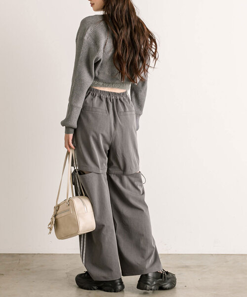 OLIVE des OLIVE(オリーブデオリーブ)の「【S/Mサイズ展開】サイドスリットリボンスラックスパンツ(スラックス・レディース・サックスブルー/チャコールグレー/ブラック・MEDIUM/SMALL)」の15枚目の写真