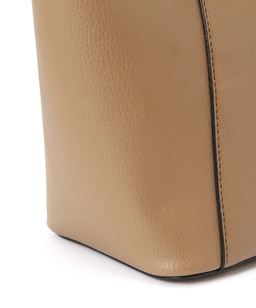 N.(N. Natural Beauty Basic)(エヌエヌナチュラルビューティーベーシック)の「◆巾着2wayショルダーバッグ(ショルダーバッグ・レディース・オフホワイト/ブラック/グレイッシュベージュ・フリ-)」の15枚目の写真