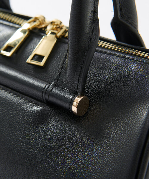 RIVE DROITE（リヴドロワ）の「【大人カジュアルに◎】レザーボストンバッグ（ボストンバッグ・レディース・ブラック/ベージュ・FREE）」の3枚目の写真