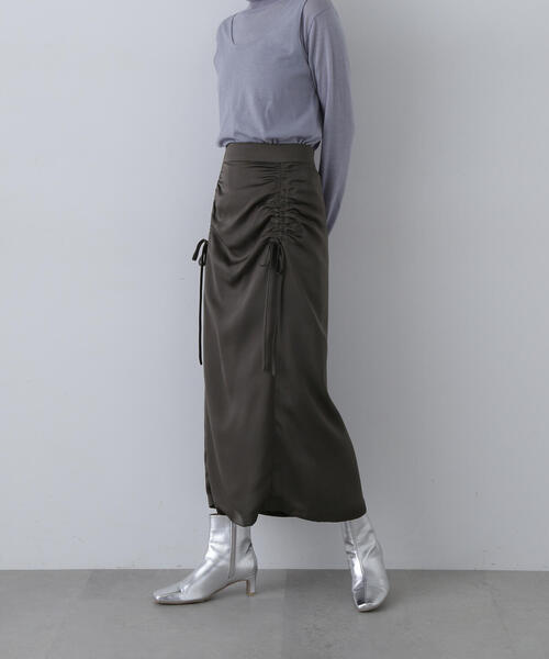 N.(N. Natural Beauty Basic)(エヌエヌナチュラルビューティーベーシック)の「◆ドロストサテンスカート(スカート・レディース・ブラウン/チャコールグレー・MEDIUM)」の5枚目の写真