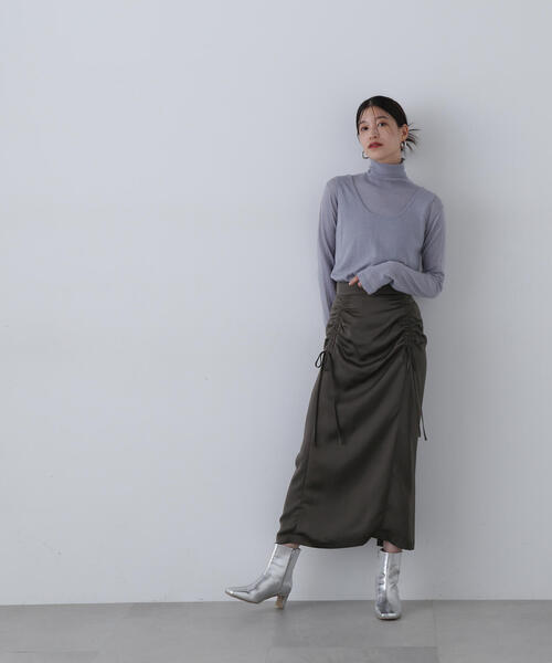 N.(N. Natural Beauty Basic)(エヌエヌナチュラルビューティーベーシック)の「◆ドロストサテンスカート(スカート・レディース・ブラウン/チャコールグレー・MEDIUM)」の6枚目の写真